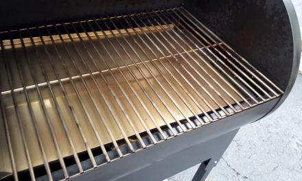 Features of the REC TEC Mini Pellet Grill