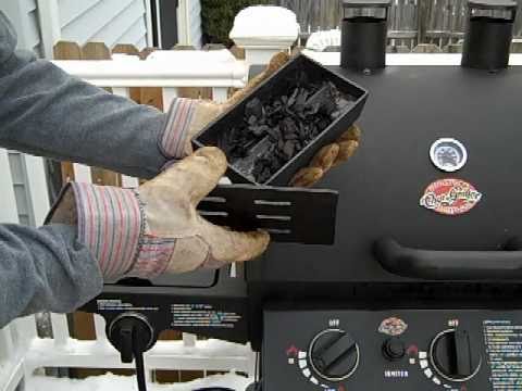 V Notch Smoker Box for Wood Chips and Pellets, Demonstration