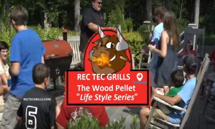 Wood Pellet Grill Life Style View REC TEC BBQ Spare Ribs while enjoying the pool – Part 4
