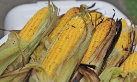 Easy Grilled Corn On The Cob- Sweet & Smokey!