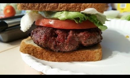 Hamburgers Grilled on Yoder YS640