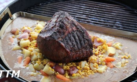 Cross-Rib Roast with Potatoes and Gravy~Drip ‘N Griddle Pan Weber Kettle